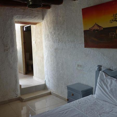 Relais De Tahla Hotel Ain Bou Mahdi ภายนอก รูปภาพ